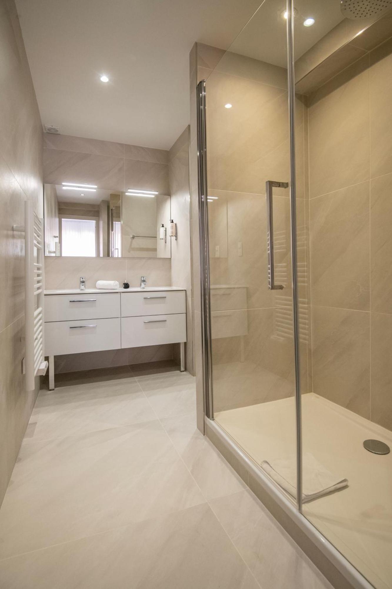 Appartements French Riviera Confidential Centre Ville Juan Les Pins Proche Des Plages 객실 사진